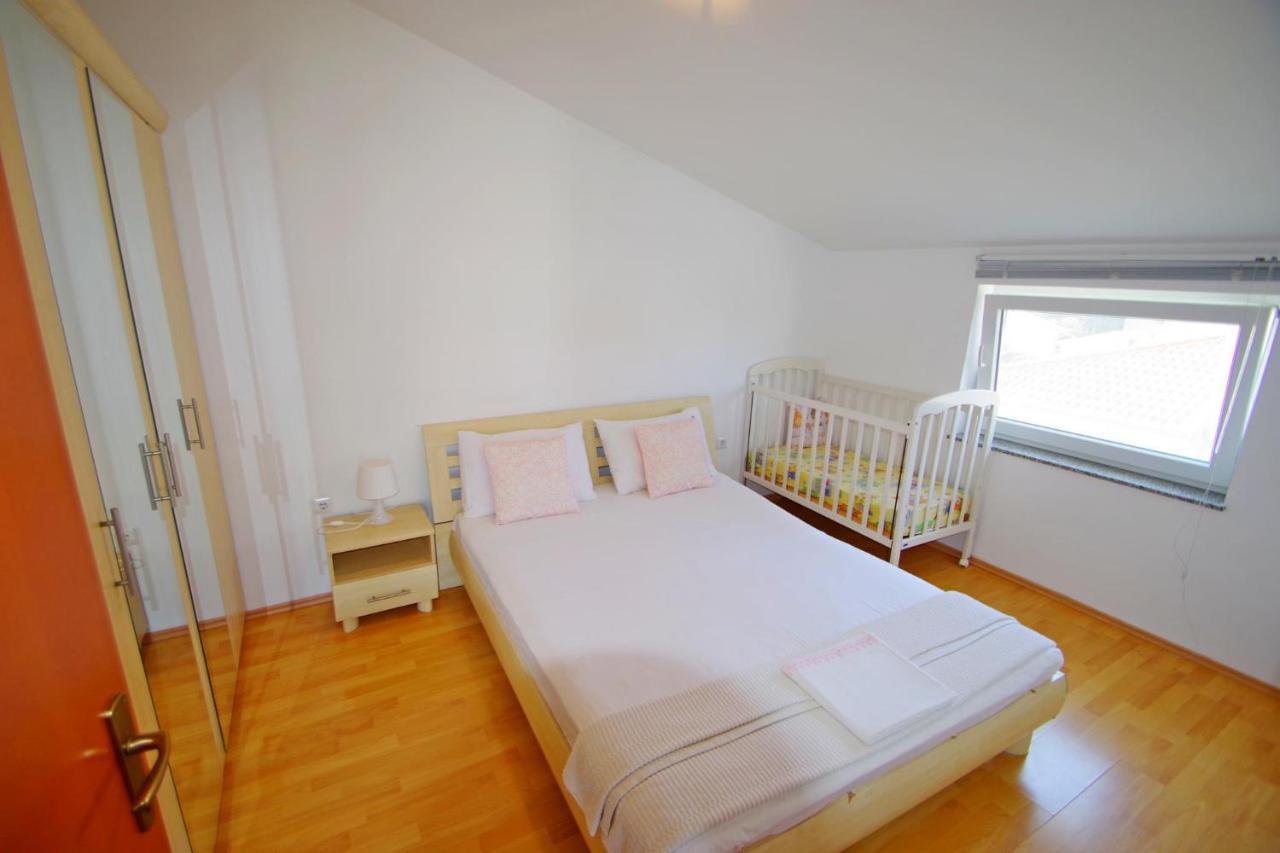 Holiday Apartment Sky, メドゥリン エクステリア 写真